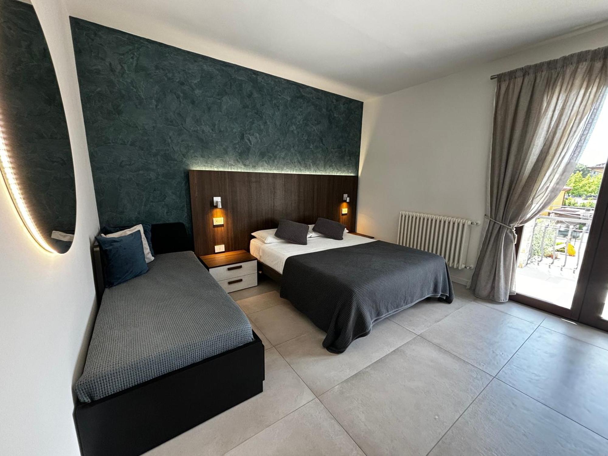 Villa Elena Desenzano del Garda Kültér fotó